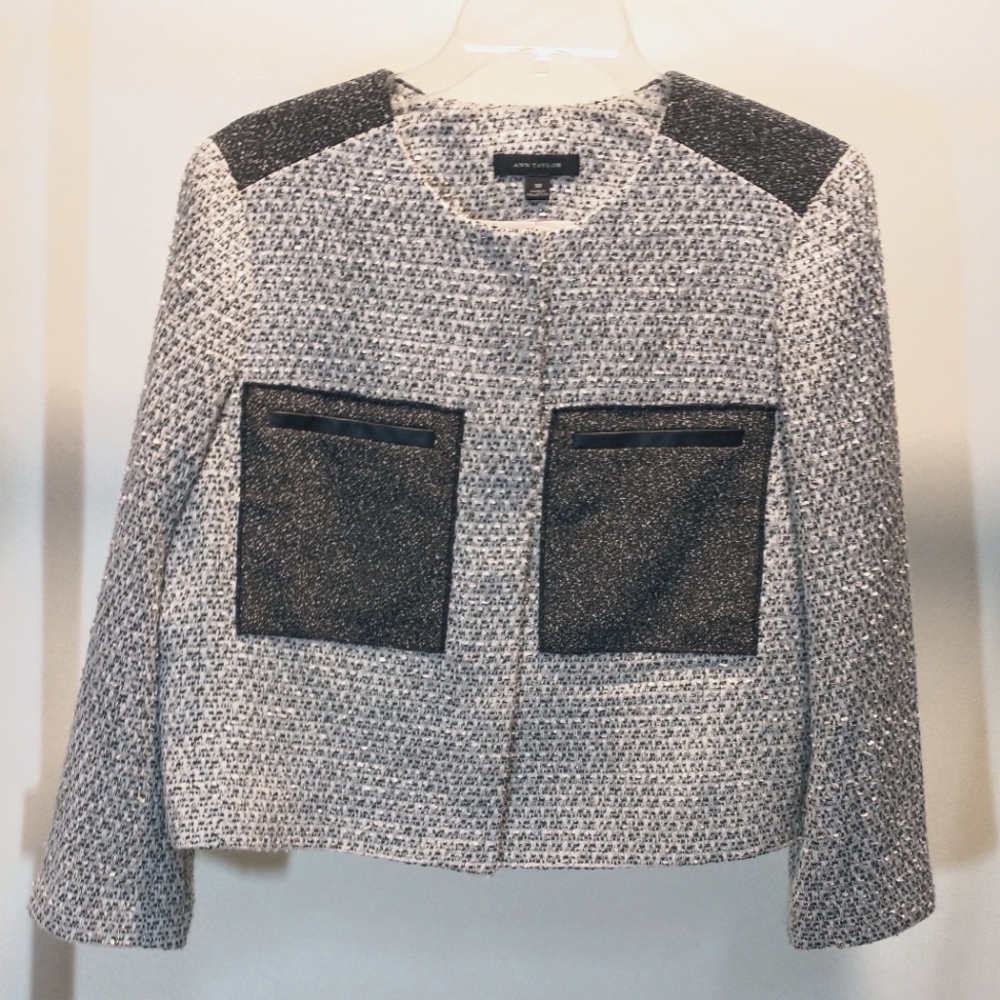 Ann Taylor Silver & Black Metallic Blazer Size 10